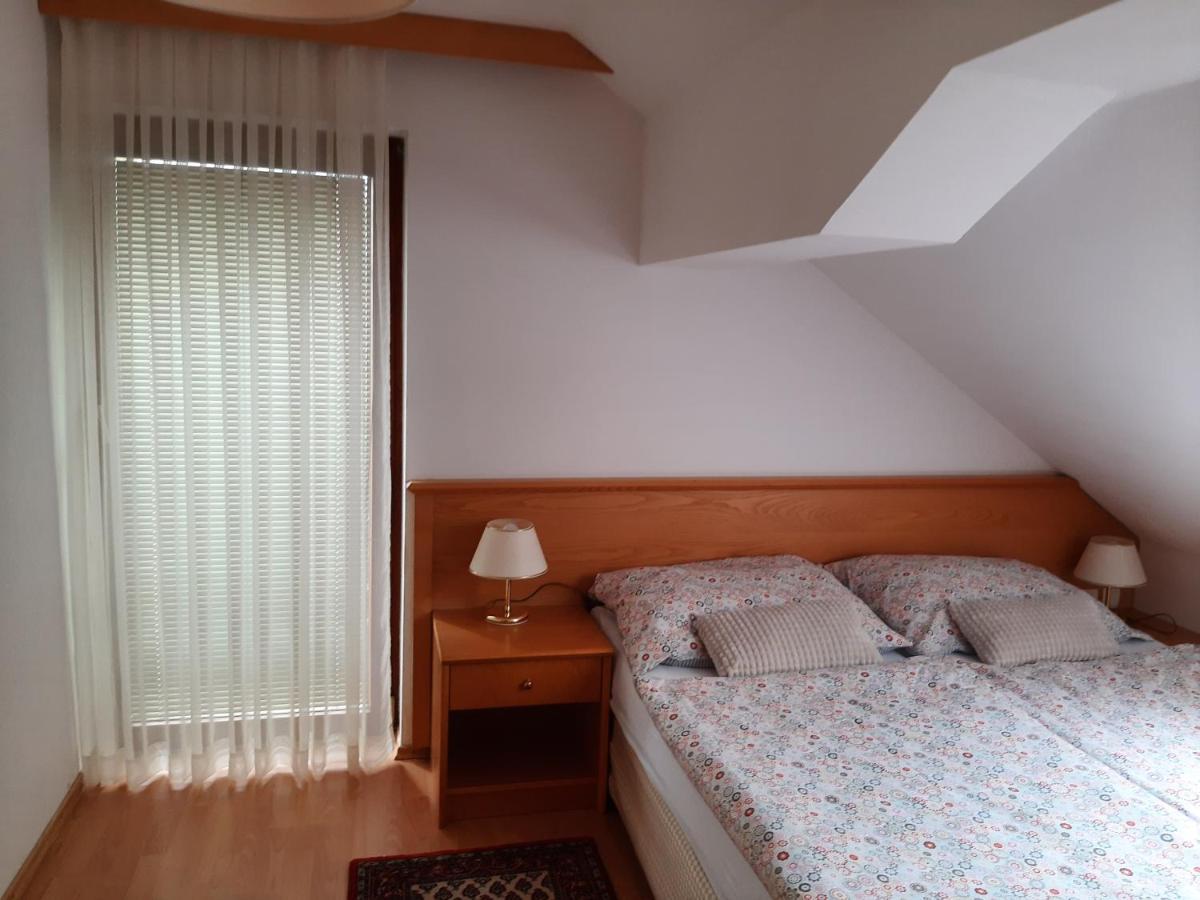 Apartma Vrh 레쎄 외부 사진